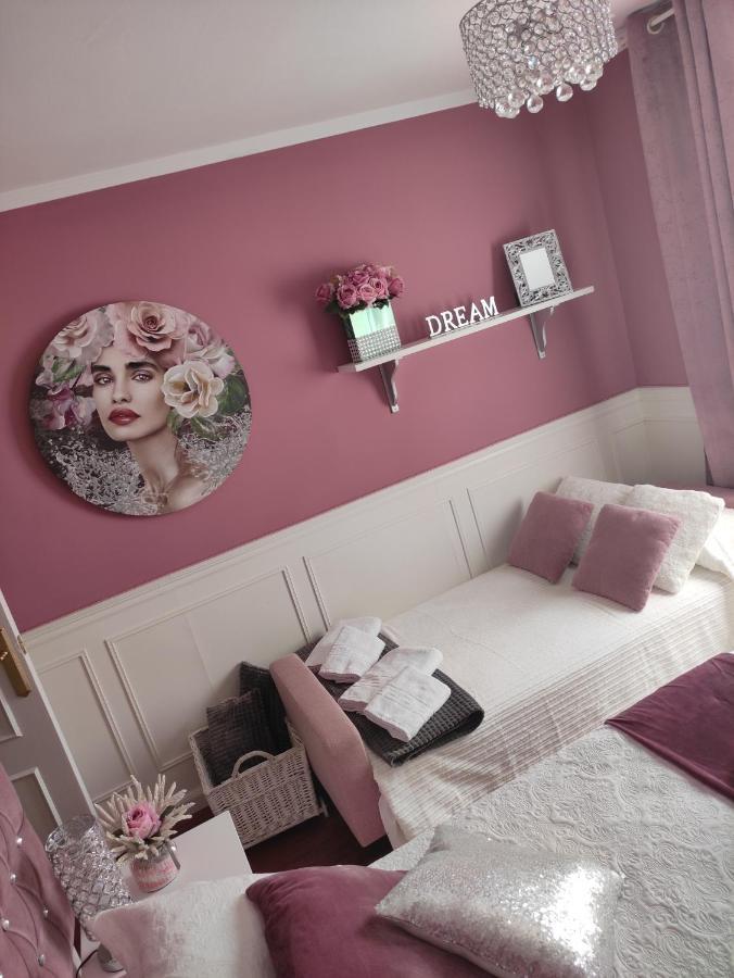 Caprichos Apartment